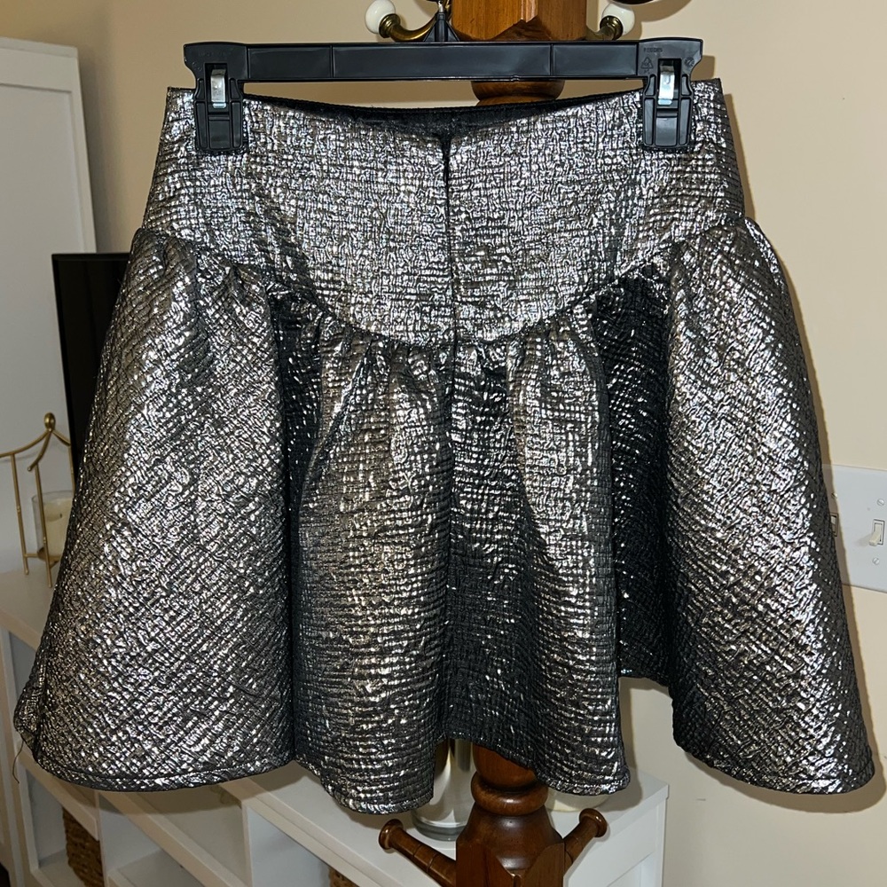 DO+BE Metallic Ruffle Mini Skort - Picture 4 of 7